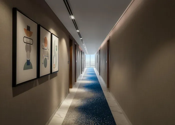 Staybridge Suites Dubai Business Bay By Ihg