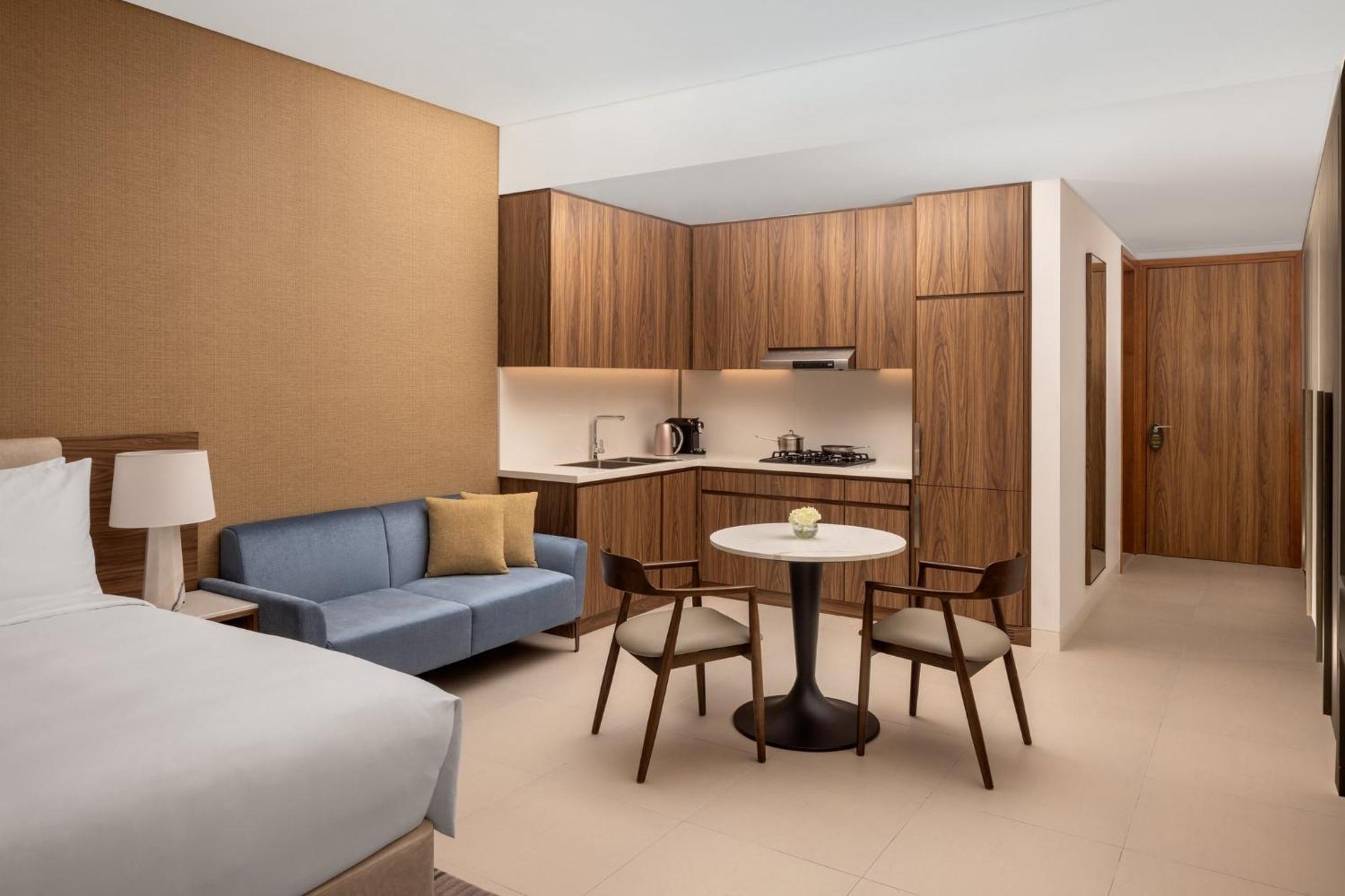 Готель Staybridge Business Bay By Ihg