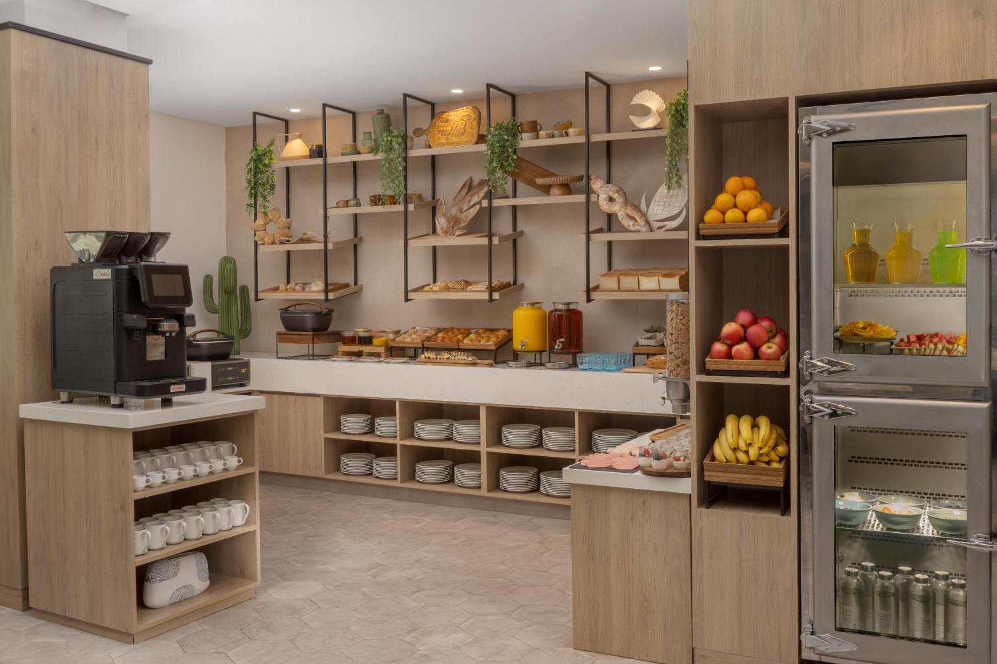 Staybridge Business Bay By Ihg Готель Дубай
