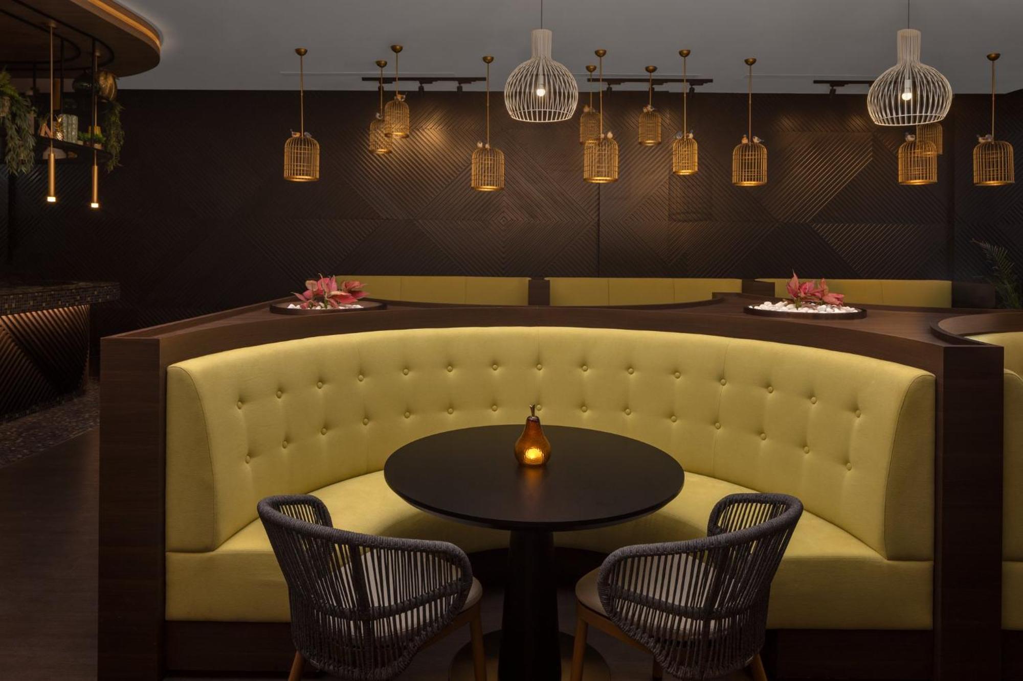 Staybridge Business Bay By Ihg Дубай